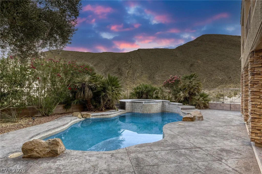 10777 Hunter Mountain, Las Vegas, NV 89129