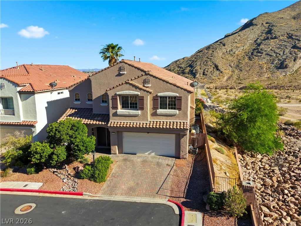 10777 Hunter Mountain, Las Vegas, NV 89129