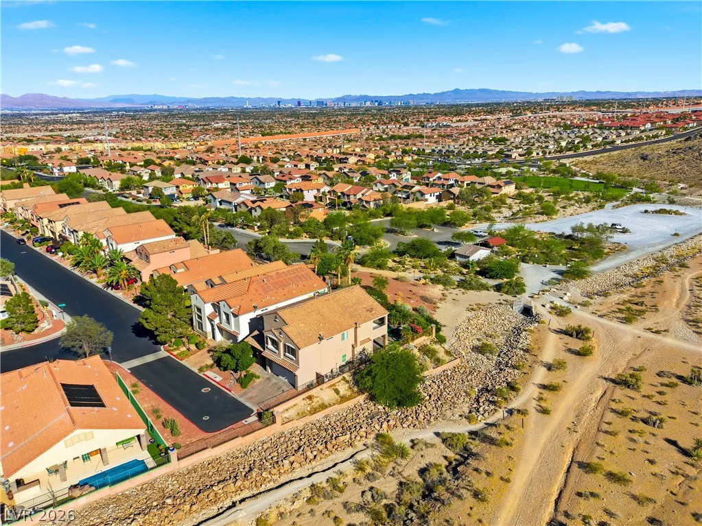 10777 Hunter Mountain, Las Vegas, NV 89129