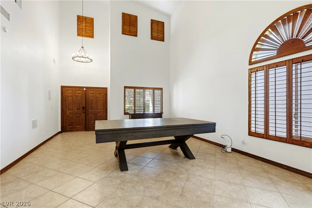 10777 Hunter Mountain, Las Vegas, NV 89129