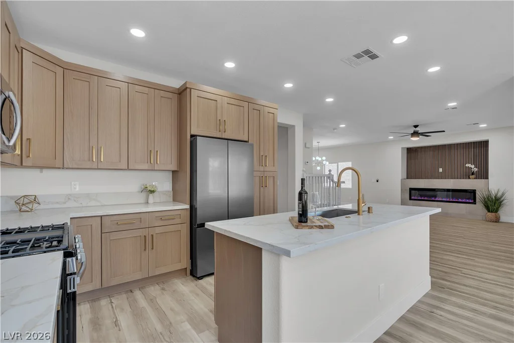 6408 Casamar, North Las Vegas, NV 89086