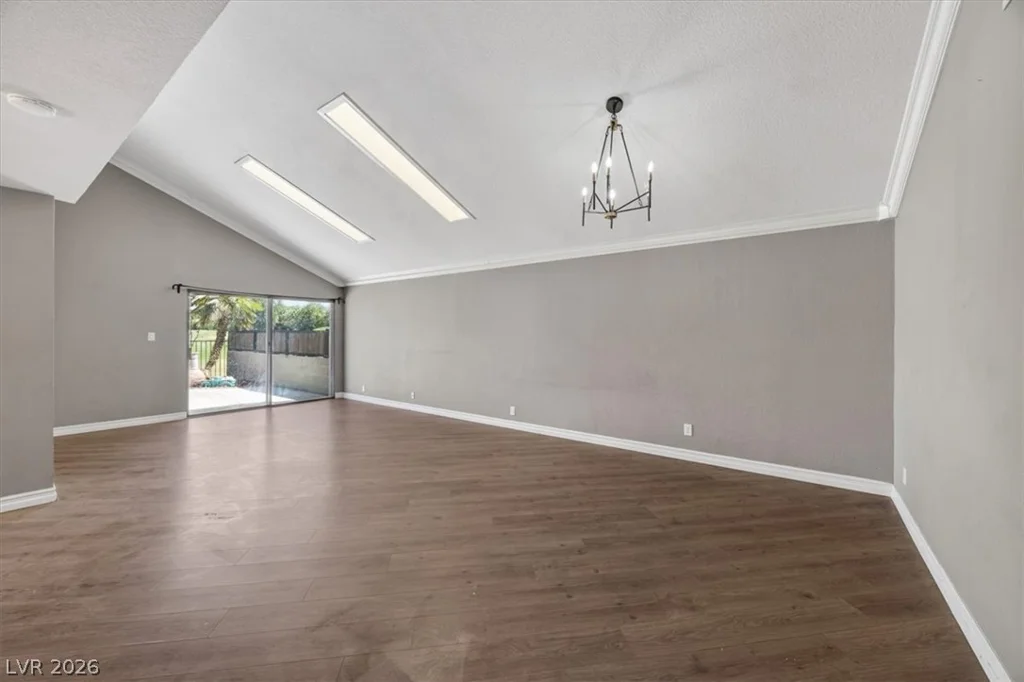 3137 Bel Air, Las Vegas, NV 89109