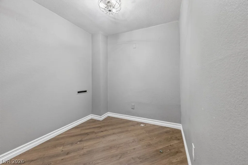 3137 Bel Air, Las Vegas, NV 89109