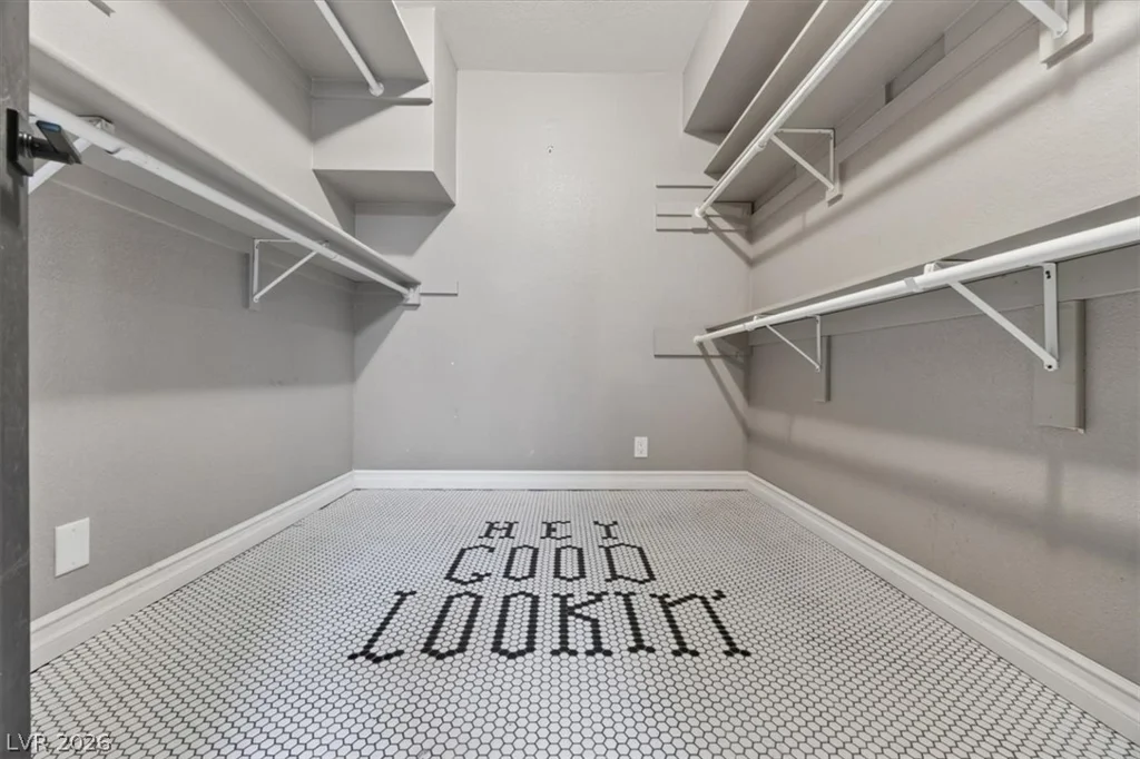 3137 Bel Air, Las Vegas, NV 89109