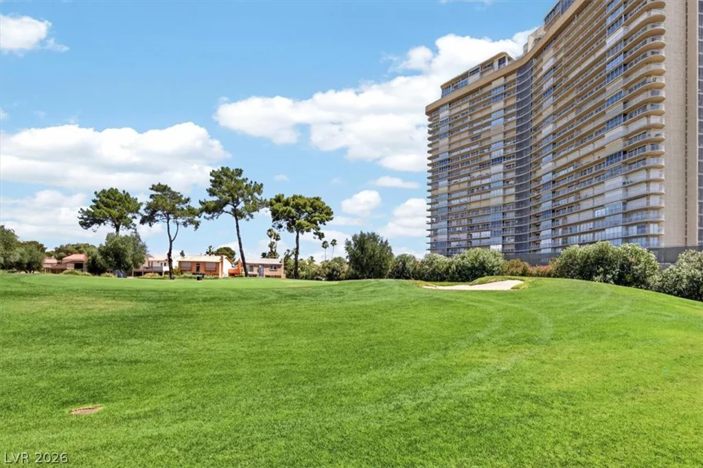 3137 Bel Air, Las Vegas, NV 89109