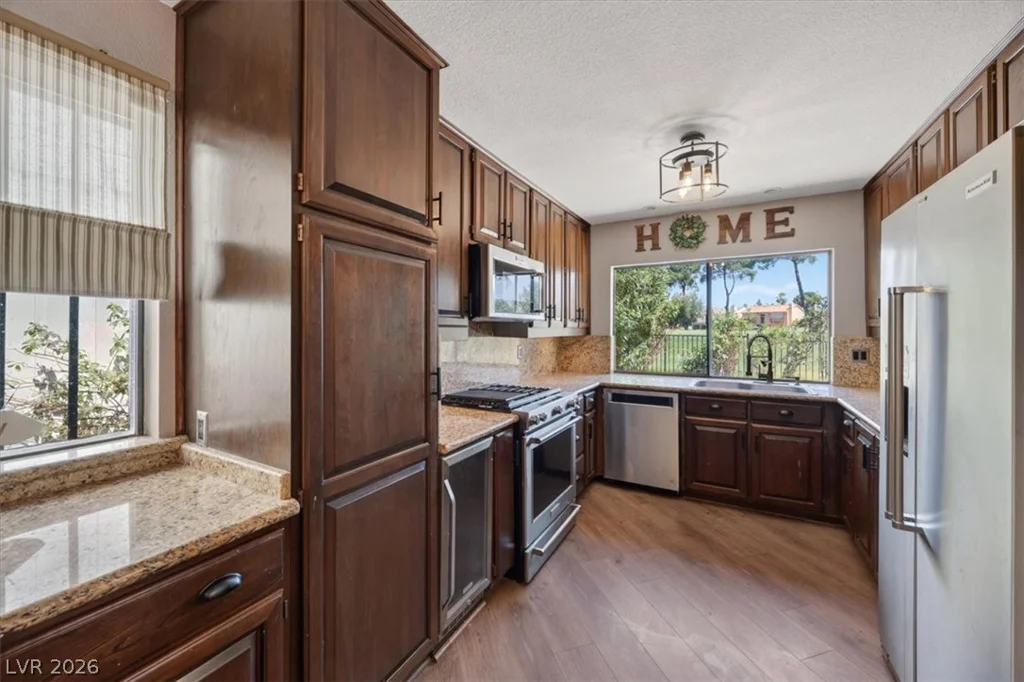 3137 Bel Air, Las Vegas, NV 89109