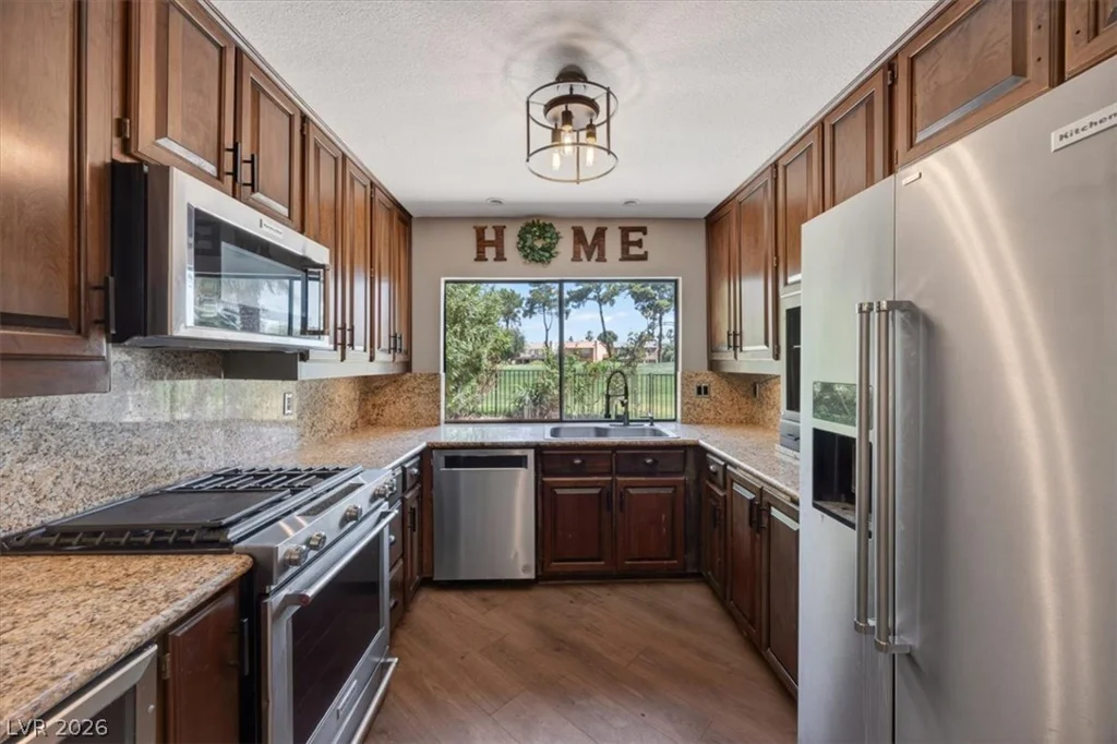 3137 Bel Air, Las Vegas, NV 89109