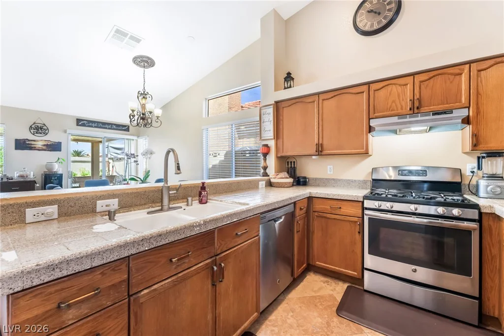 5027 Jacarilla, North Las Vegas, NV 89031