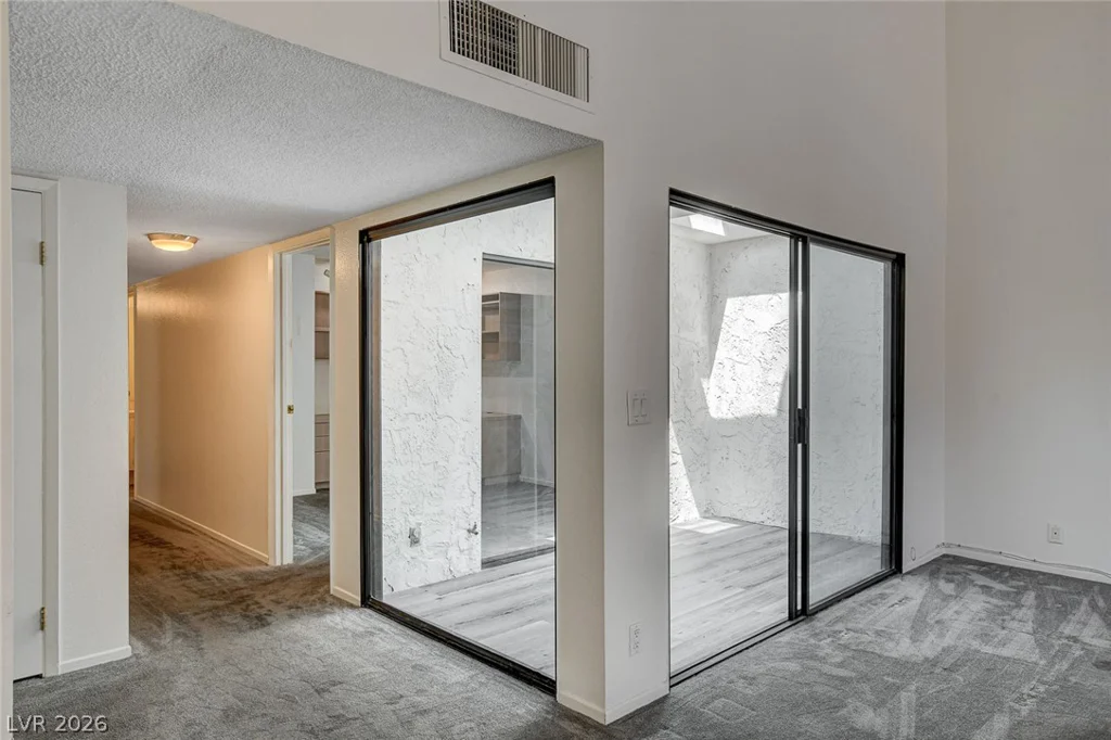 2457 El Paseo, Las Vegas, NV 89121