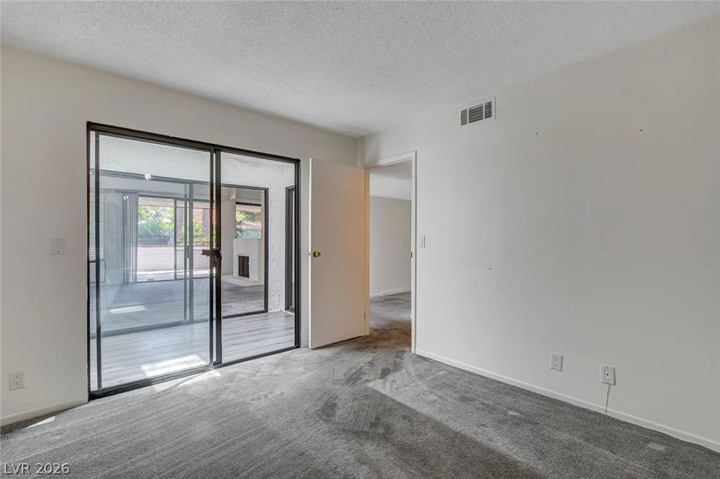 2457 El Paseo, Las Vegas, NV 89121