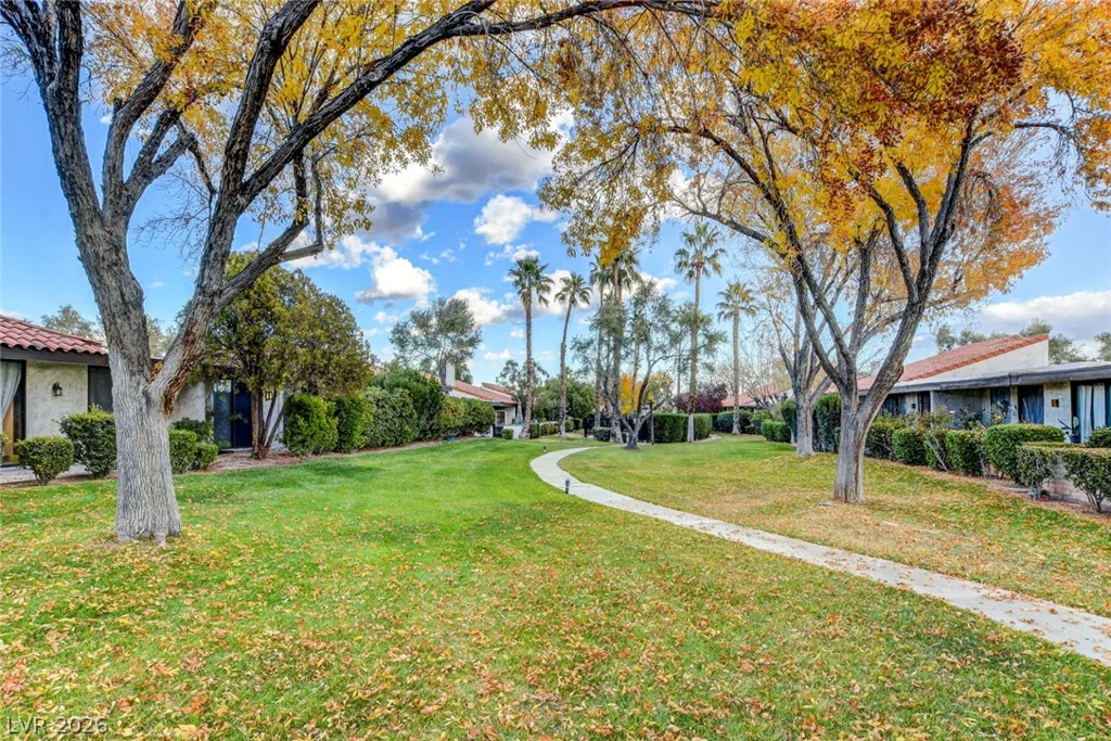 2457 El Paseo, Las Vegas, NV 89121