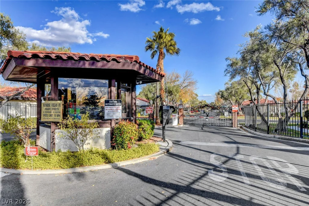 2457 El Paseo, Las Vegas, NV 89121