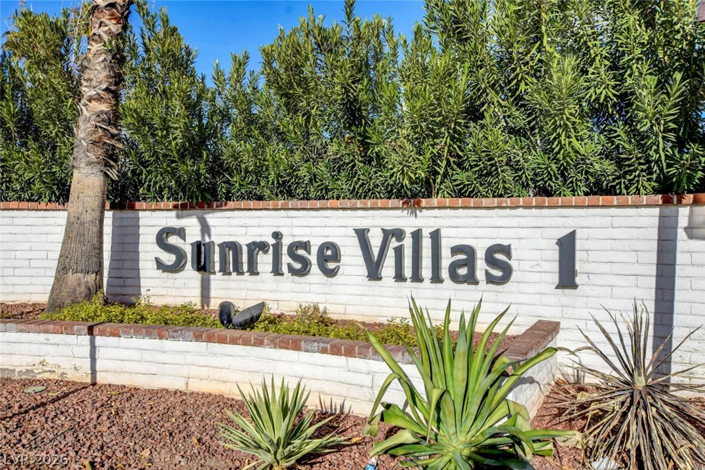 2457 El Paseo, Las Vegas, NV 89121
