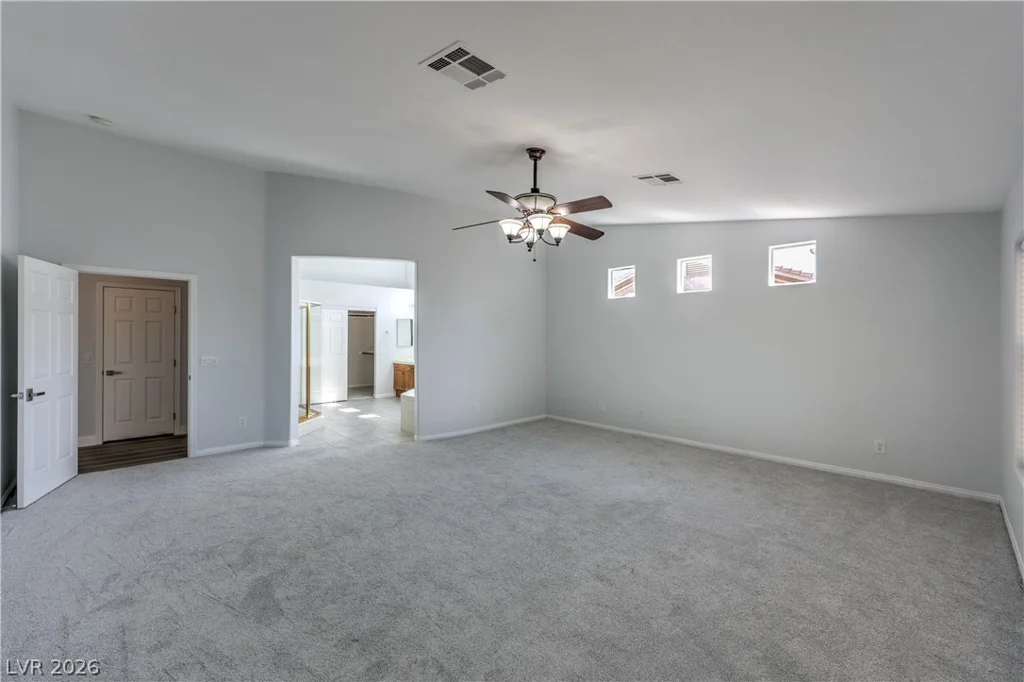 7411 Bridlehorne, Las Vegas, NV 89131
