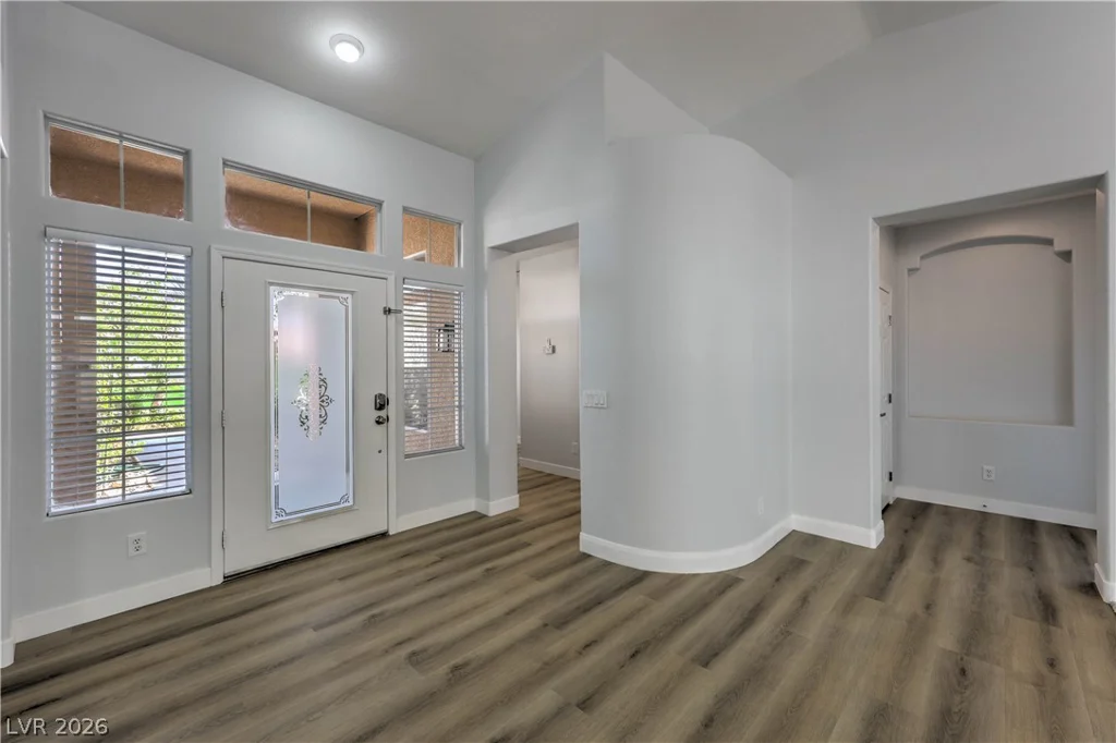 7411 Bridlehorne, Las Vegas, NV 89131