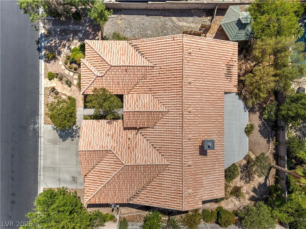 7411 Bridlehorne, Las Vegas, NV 89131