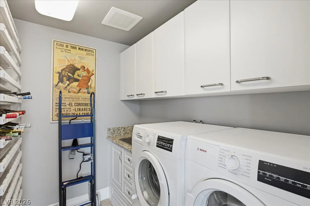 222 Karen, Las Vegas, NV 89109