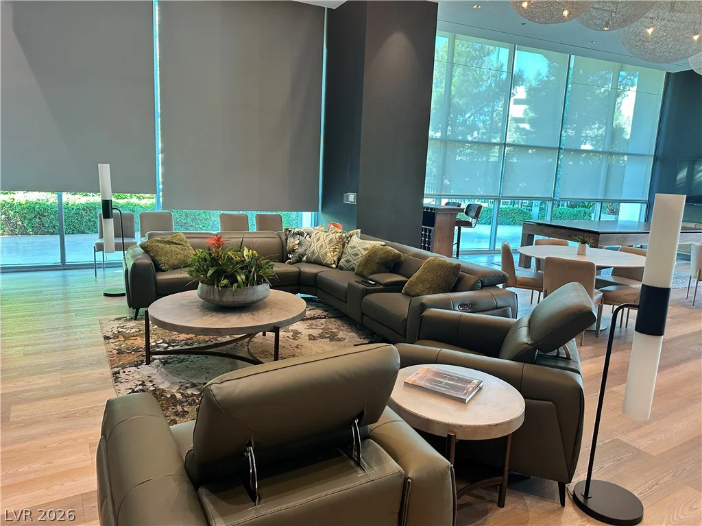 222 Karen, Las Vegas, NV 89109