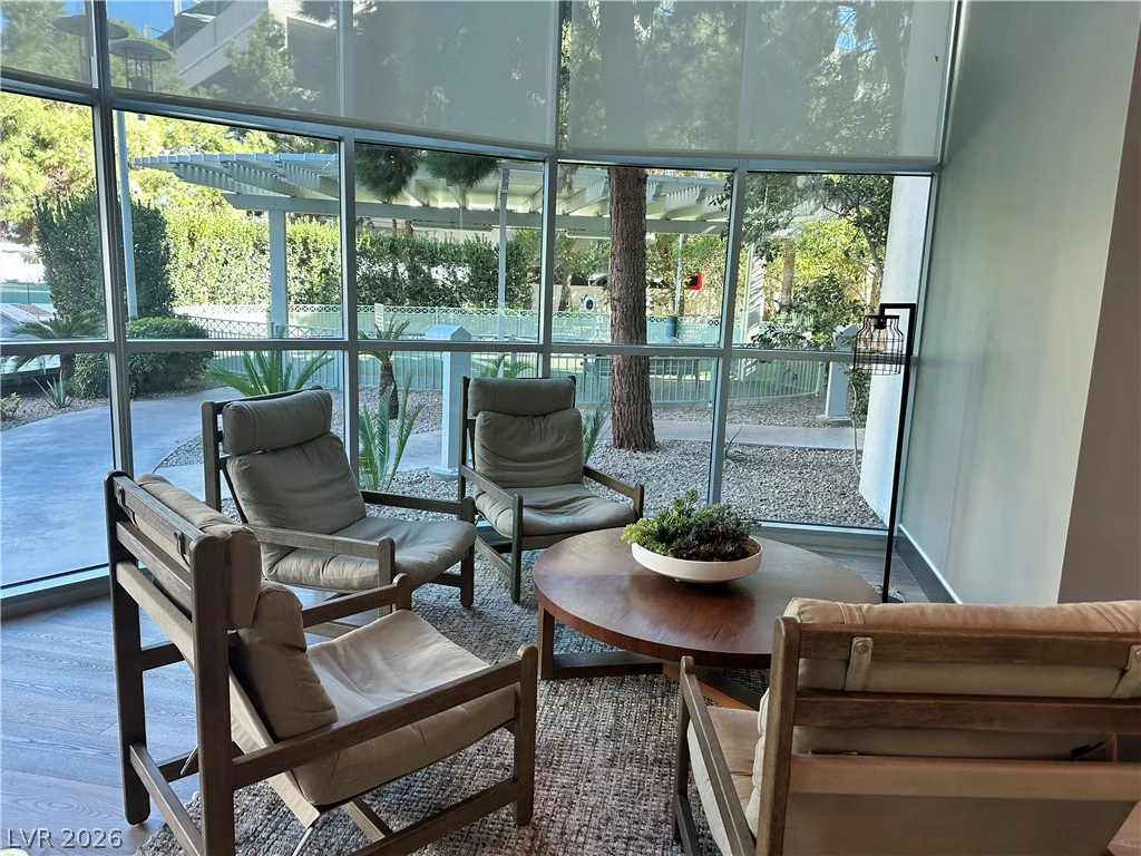 222 Karen, Las Vegas, NV 89109