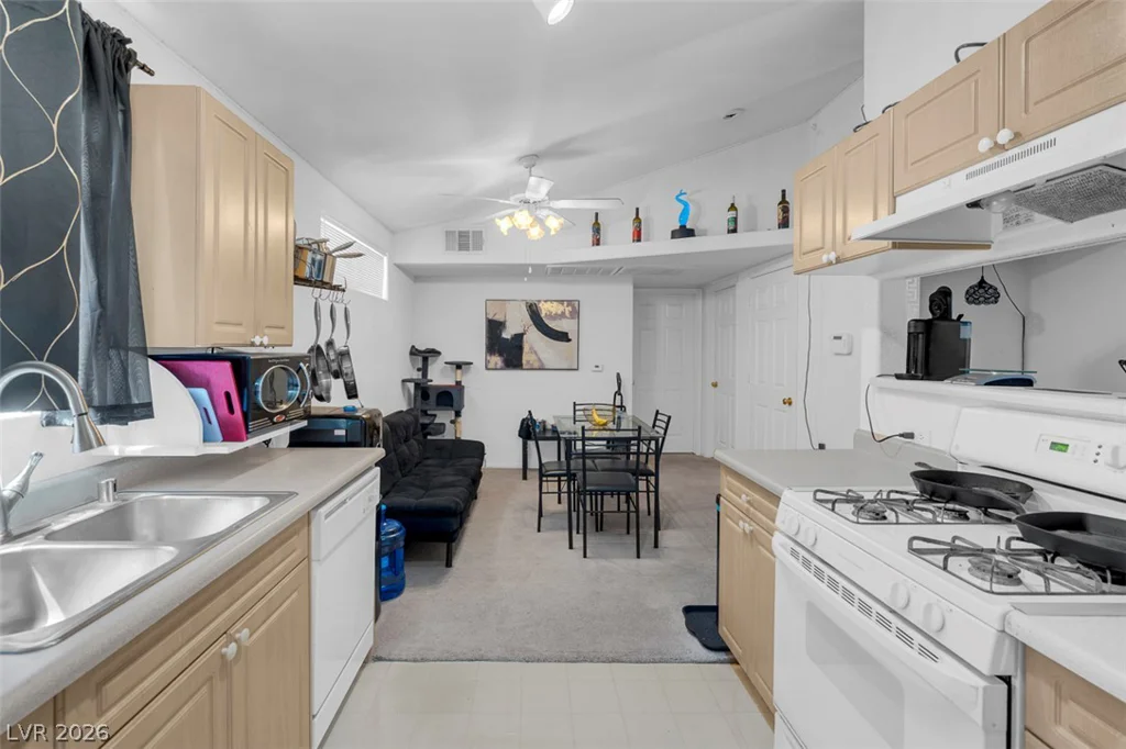1401 Michael, Las Vegas, NV 89108