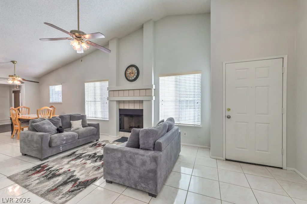 4421 Mossy Rock, Las Vegas, NV 89108