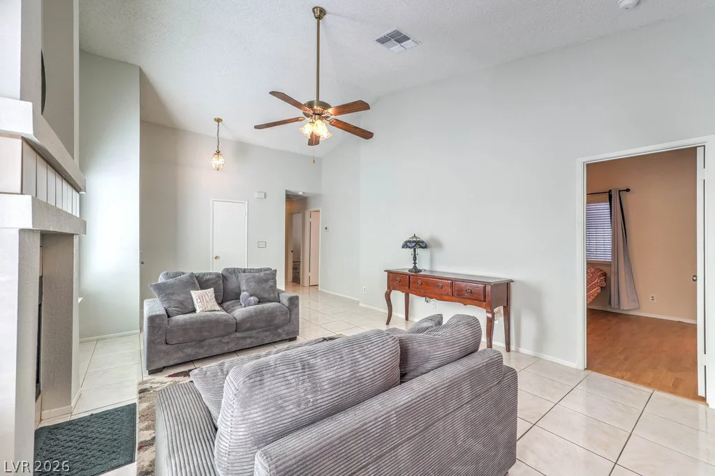 4421 Mossy Rock, Las Vegas, NV 89108
