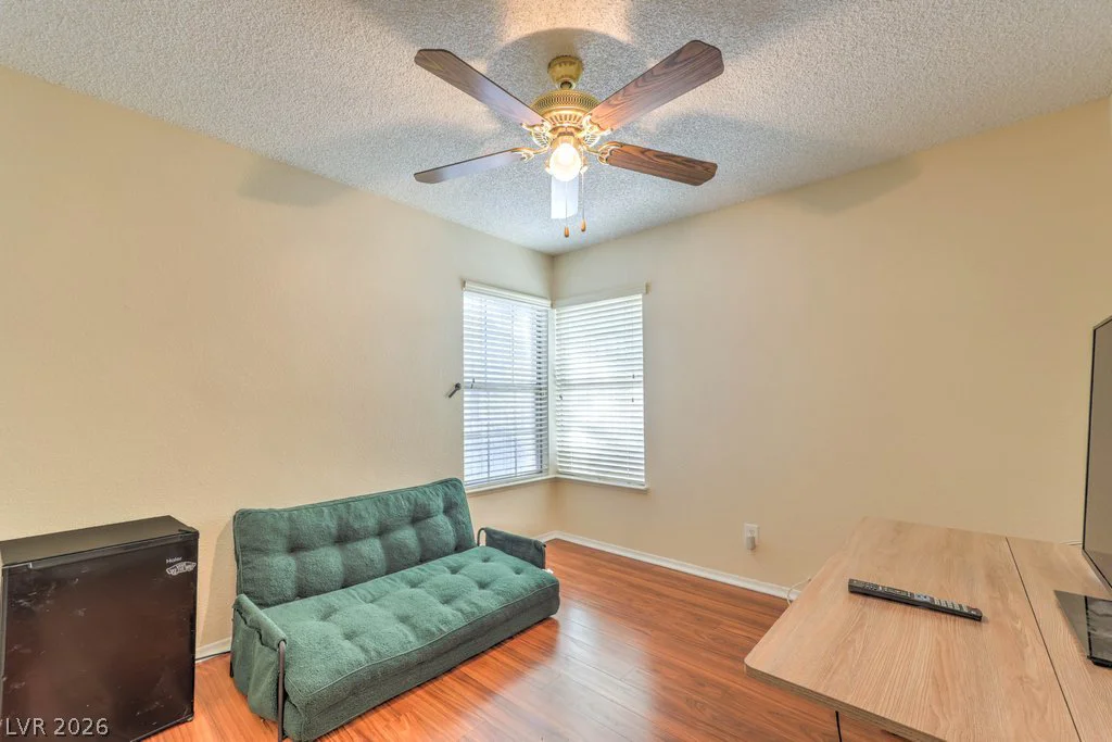 4421 Mossy Rock, Las Vegas, NV 89108