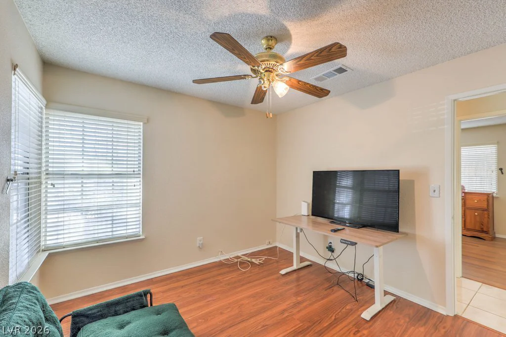 4421 Mossy Rock, Las Vegas, NV 89108