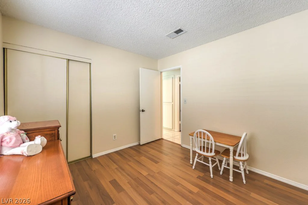 4421 Mossy Rock, Las Vegas, NV 89108