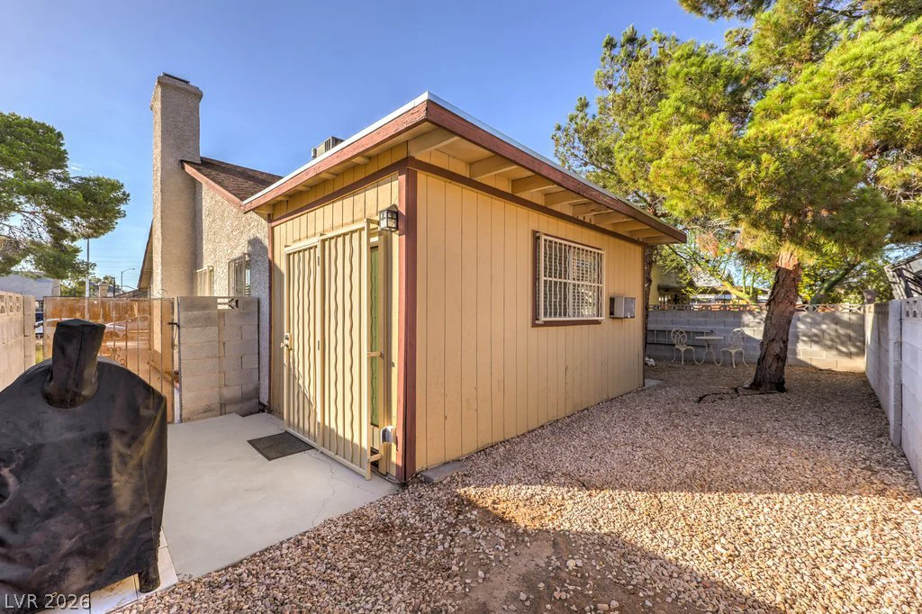 4421 Mossy Rock, Las Vegas, NV 89108