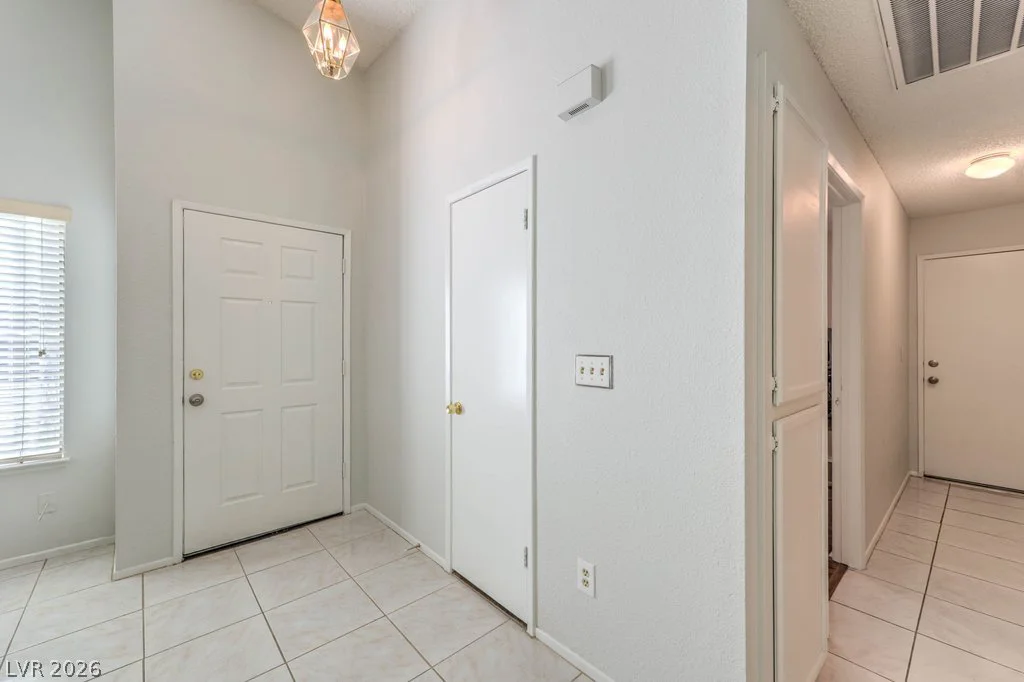 4421 Mossy Rock, Las Vegas, NV 89108