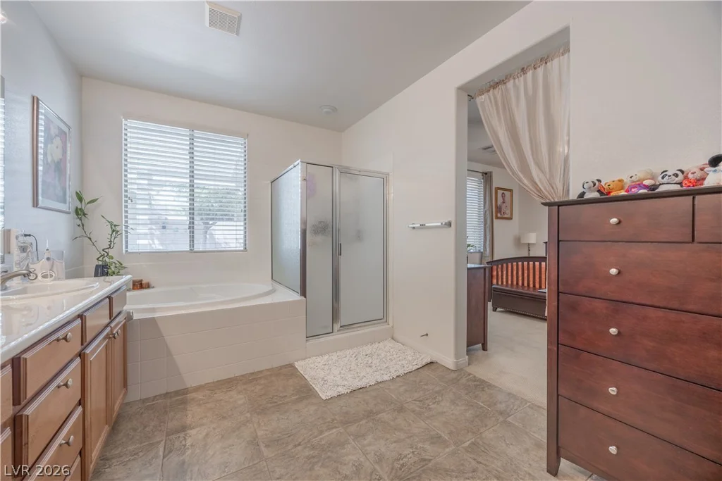 1828 Moonglow Peak, North Las Vegas, NV 89084