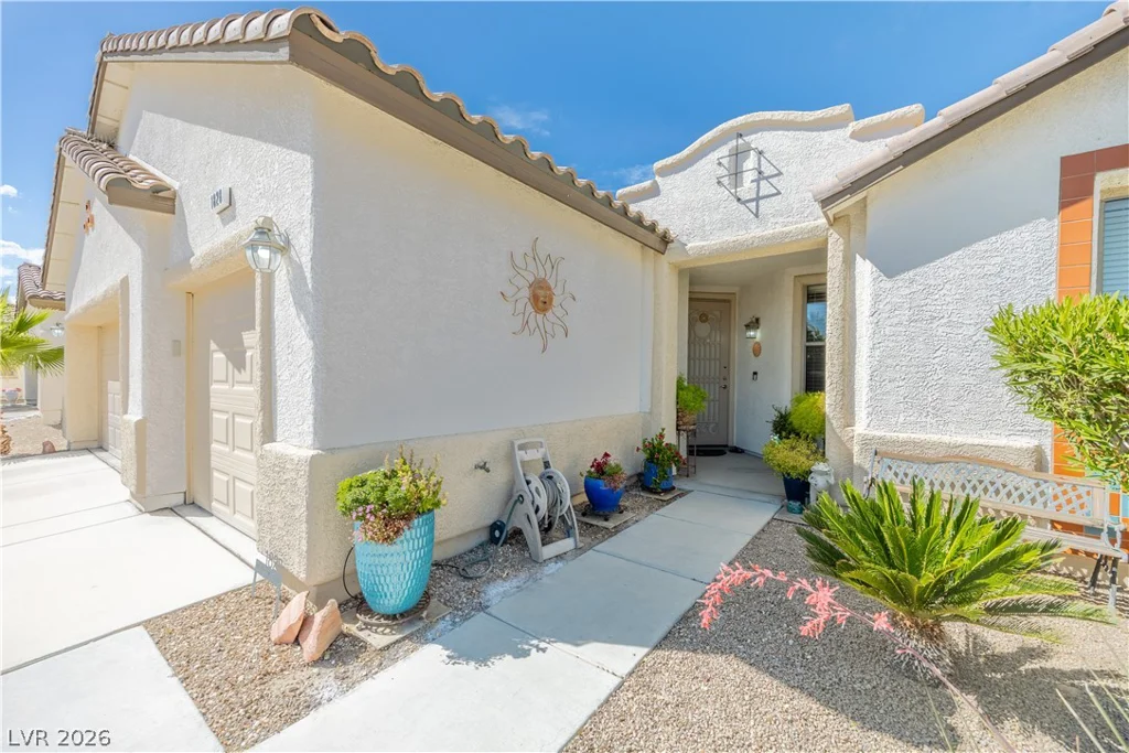 1828 Moonglow Peak, North Las Vegas, NV 89084