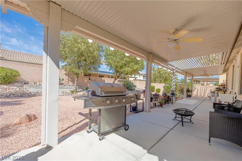 1828 Moonglow Peak, North Las Vegas, NV 89084