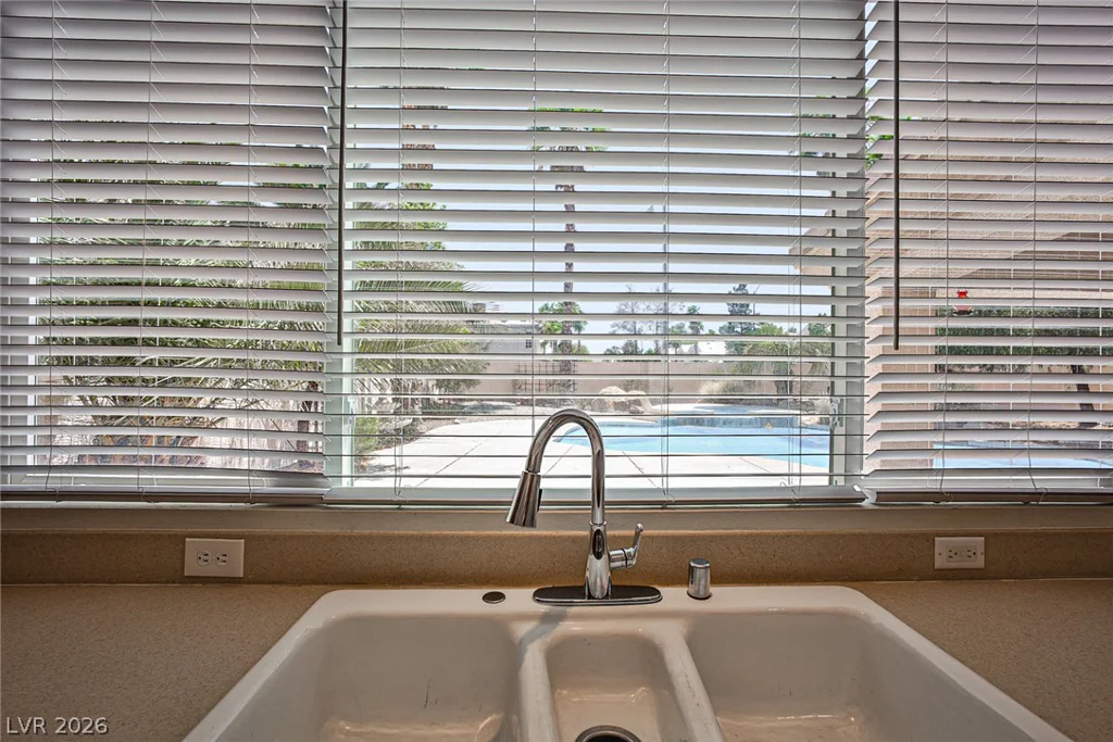 9061 Heavenly Valley, Las Vegas, NV 89147