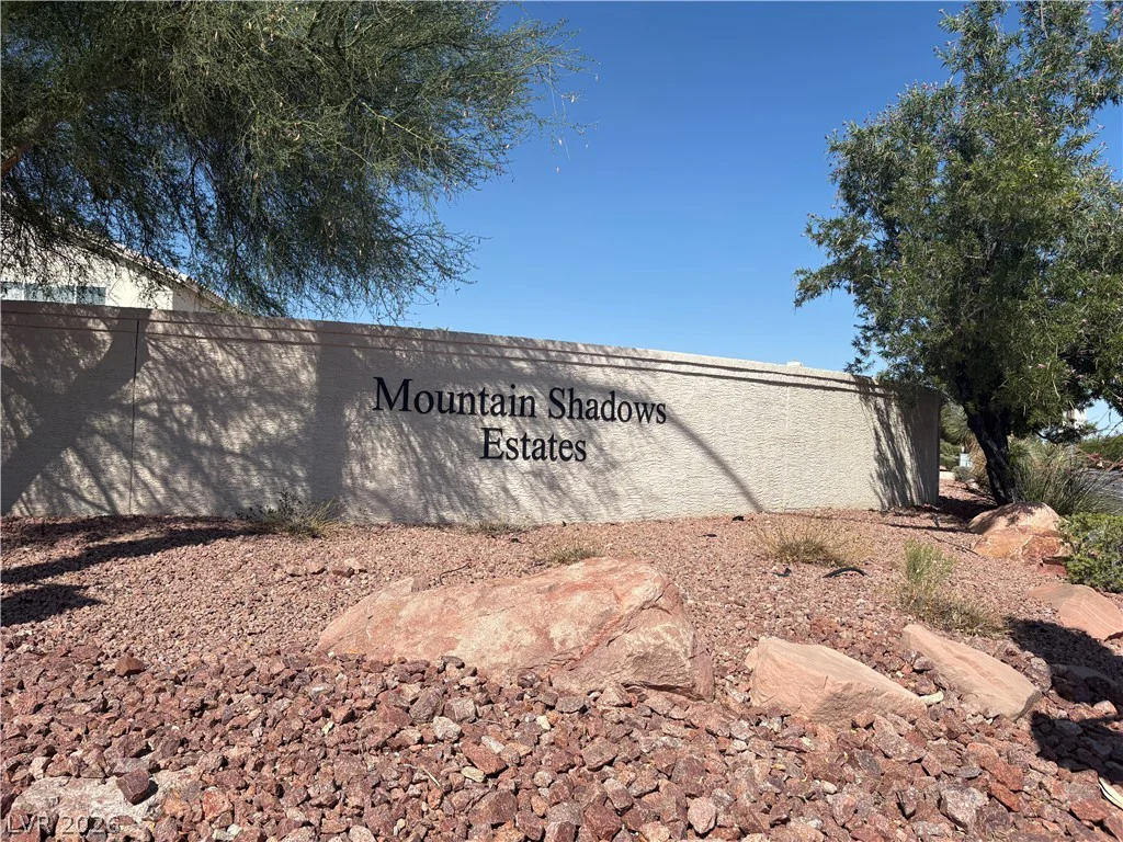 7817 Safari, Las Vegas, NV 89129