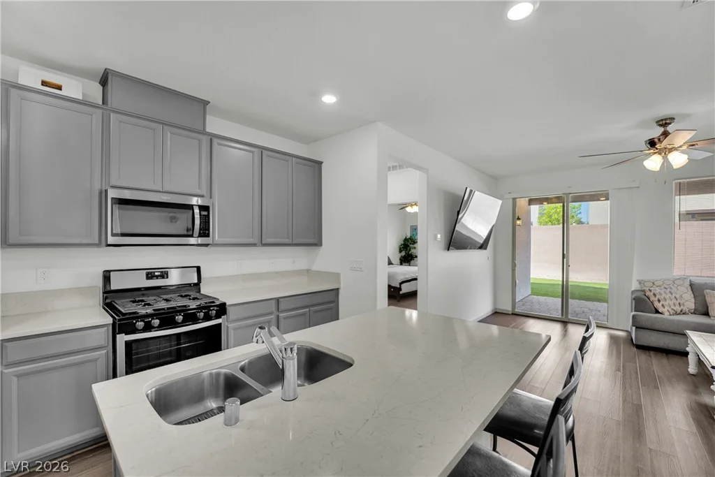 7019 Stone Cactus, North Las Vegas, NV 89086