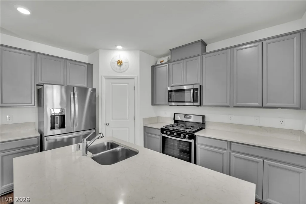 7019 Stone Cactus, North Las Vegas, NV 89086