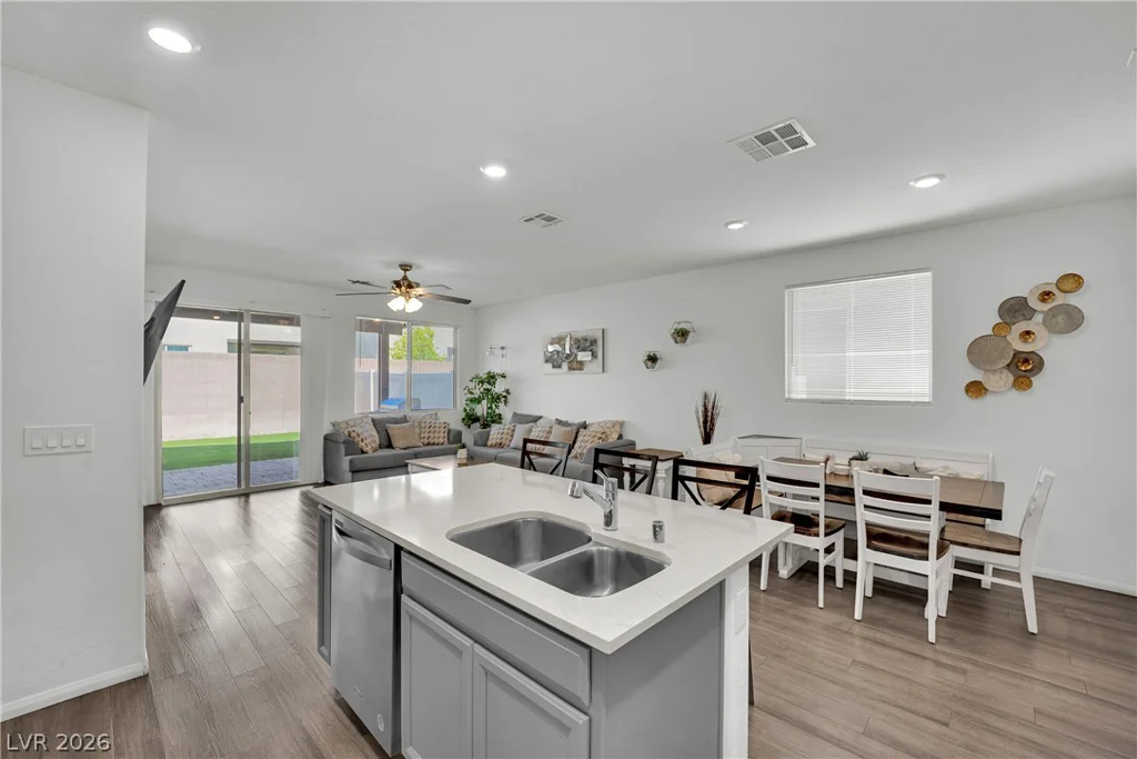 7019 Stone Cactus, North Las Vegas, NV 89086
