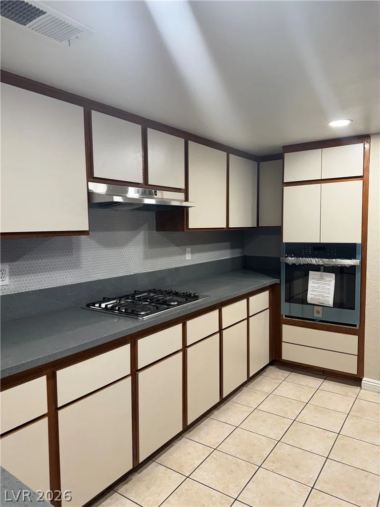 3115 La Mancha, Henderson, NV 89014