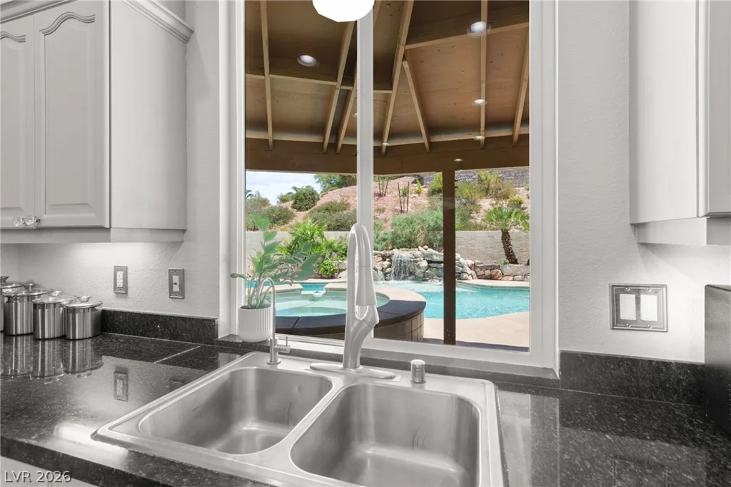 1522 Ravanusa, Henderson, NV 89052