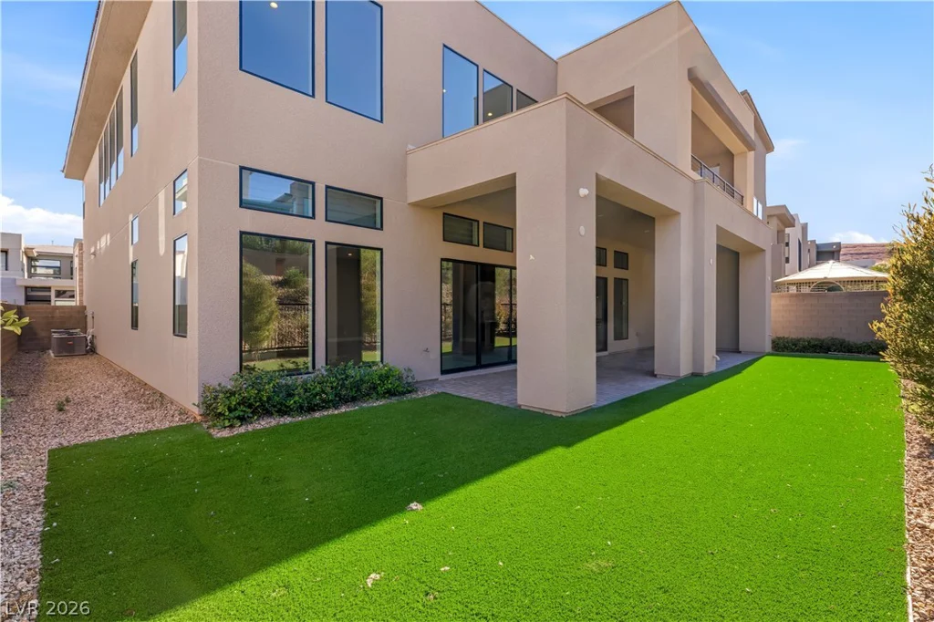 10736 Patina Hills, Las Vegas, NV 89135