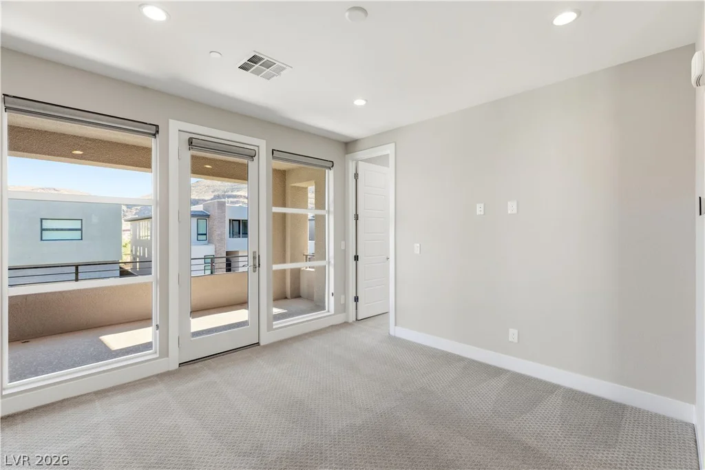 10736 Patina Hills, Las Vegas, NV 89135