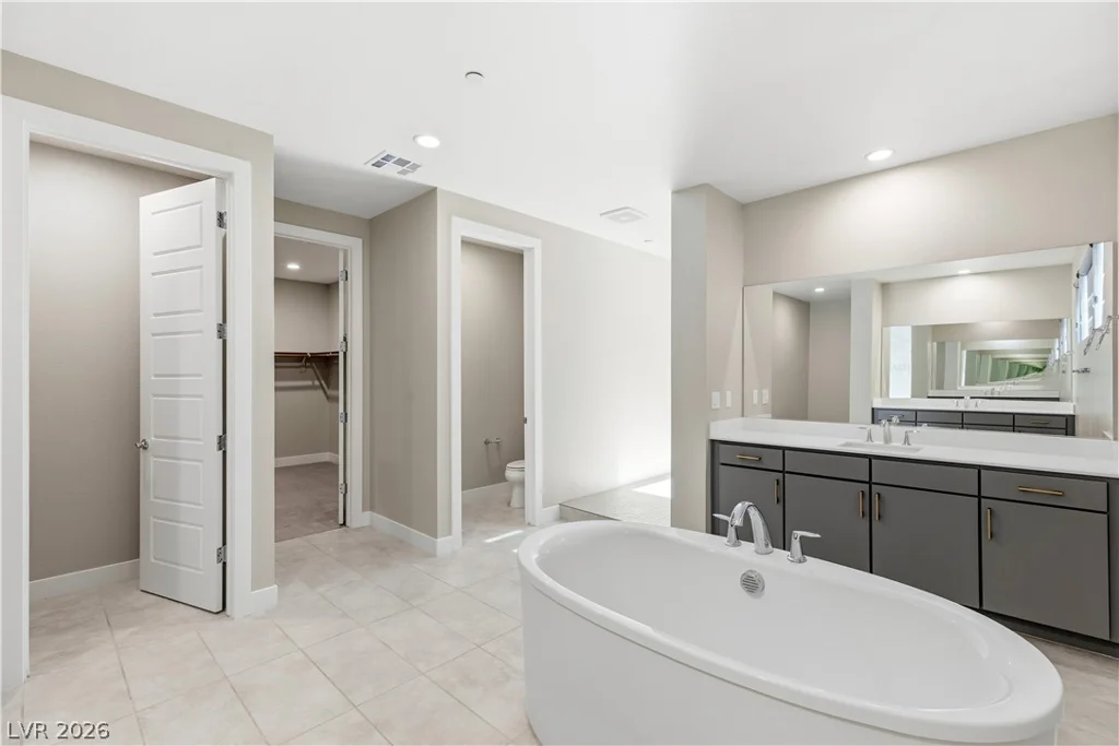 10736 Patina Hills, Las Vegas, NV 89135