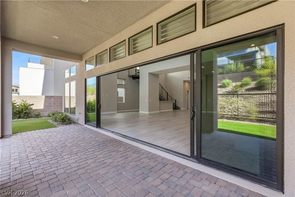 10736 Patina Hills, Las Vegas, NV 89135