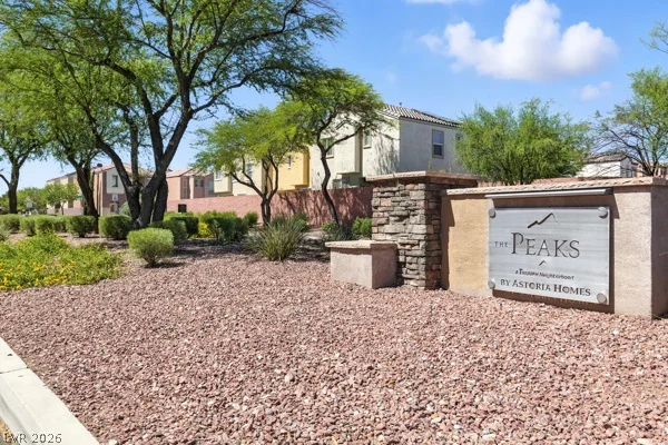7369 Chrome Hill, Las Vegas, NV 89139