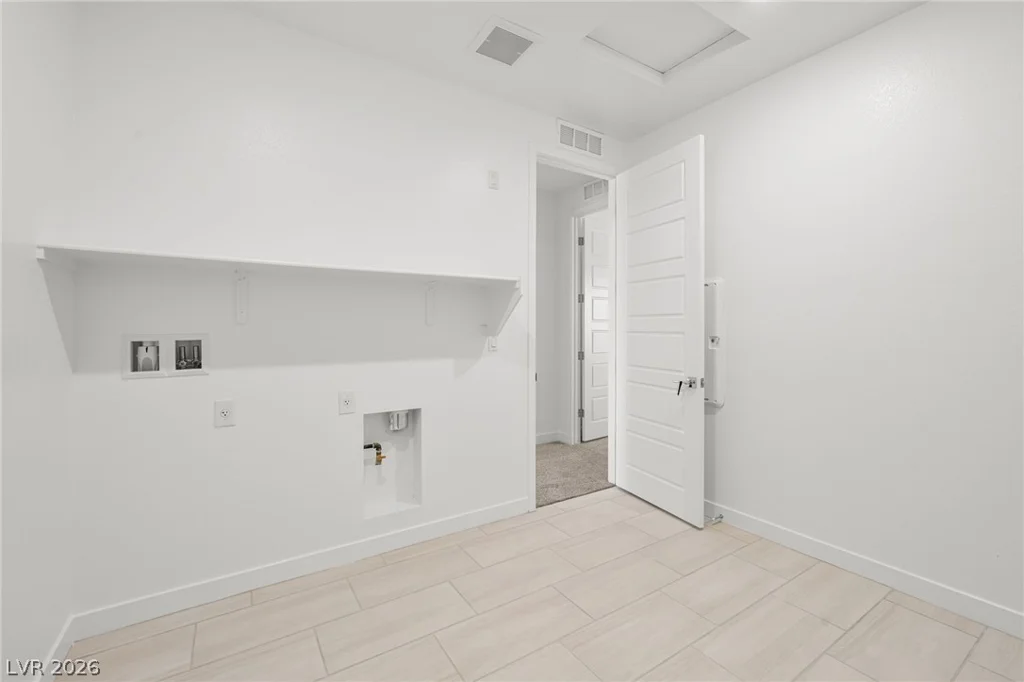 7322 Fire Wire, Las Vegas, NV 89113