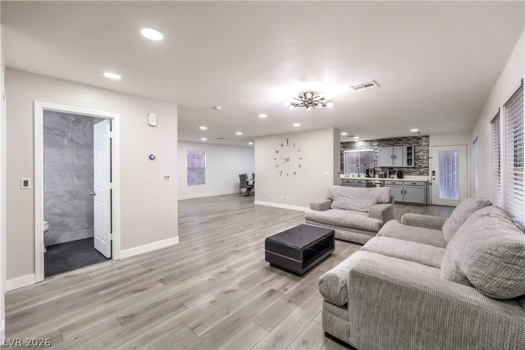 1201 Dream Bridge, Las Vegas, NV 89144