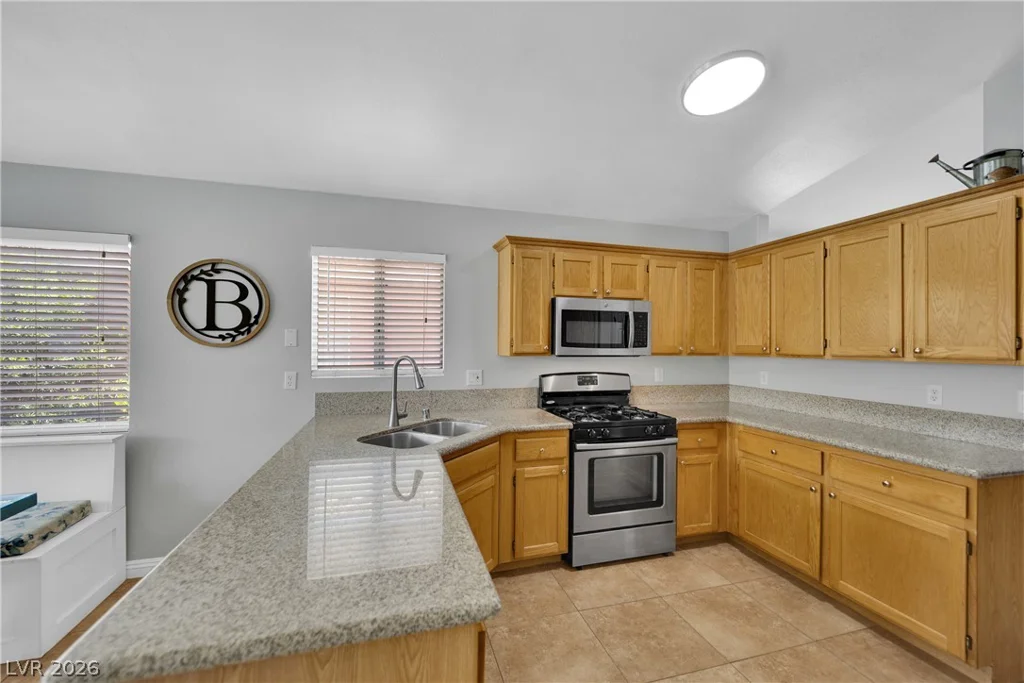 7133 Old Village, Las Vegas, NV 89129