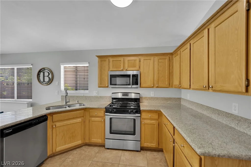 7133 Old Village, Las Vegas, NV 89129